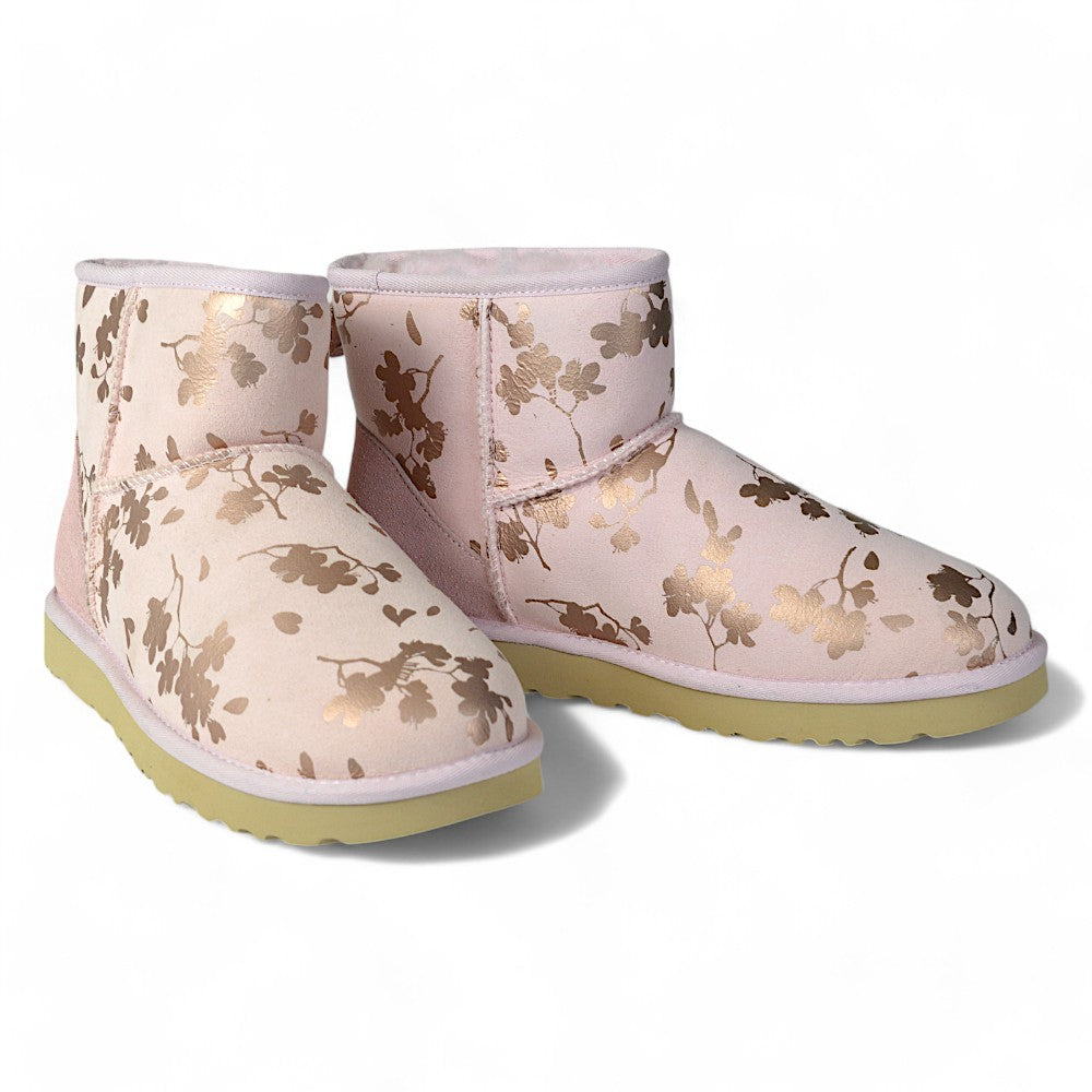 UGG Damen Classic Mini Floral Foil Stiefel, Gr. 41